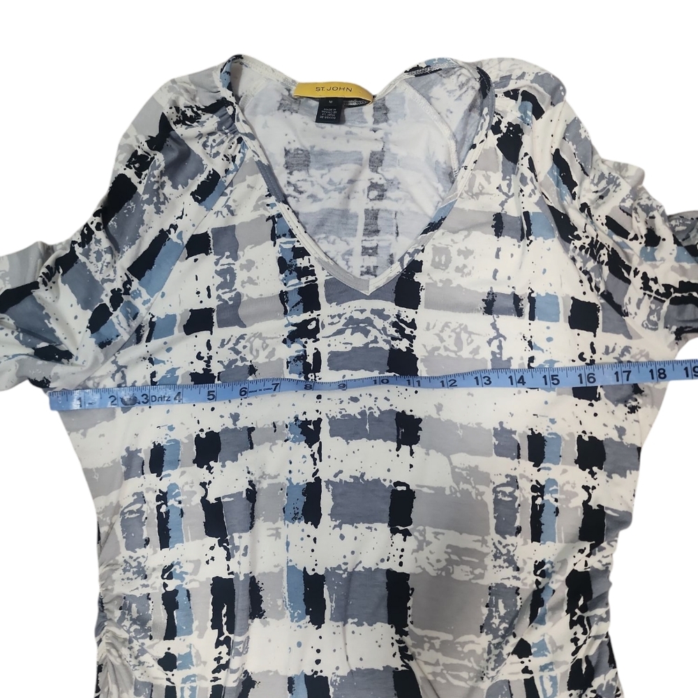 ST.JOHN Abstract Pattern Blue and Gray 3/4 Sleeves Top. M - Picture 5 of 9